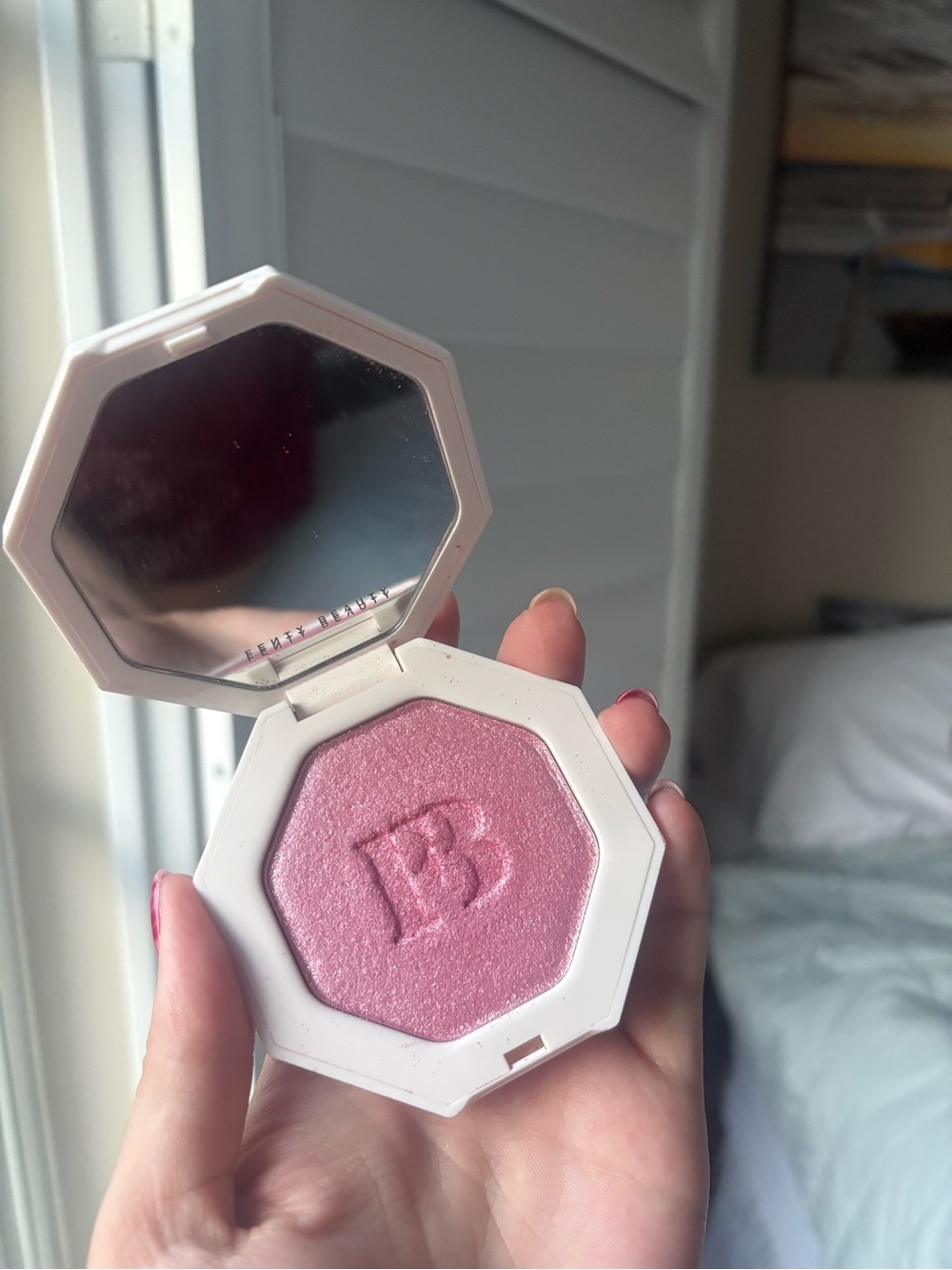 Fenty Beauty Wattabrat Highlighter